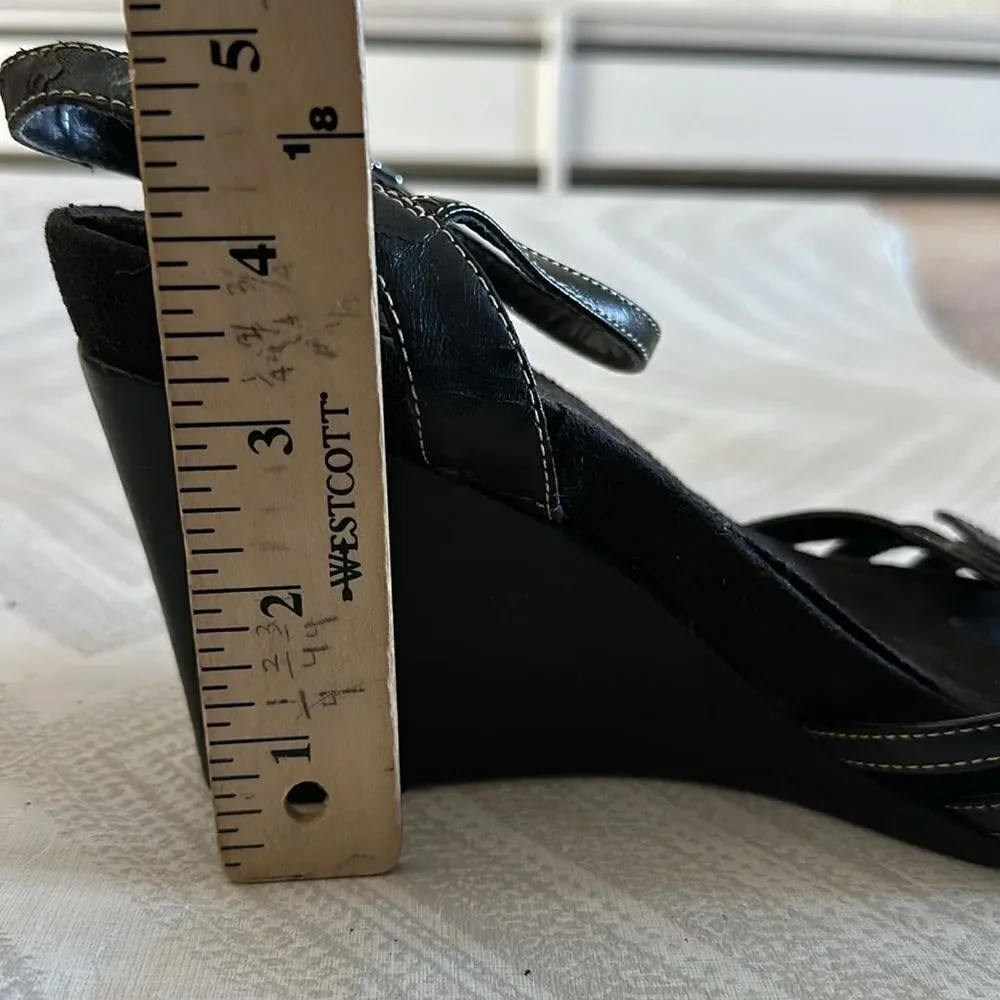 A2 Women’s Black Strappy Wedge Sandals - Size 10